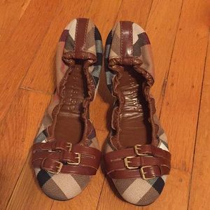 Burberry flats